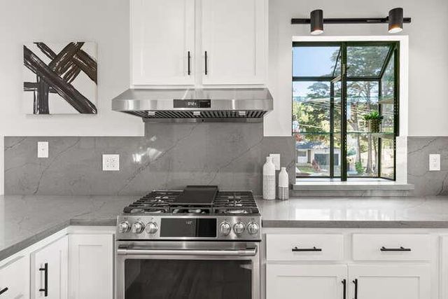 235 Beverly Place, Pacifica, CA 94044