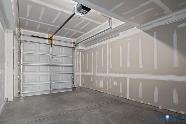 2830 Calgary Ln, Chester, VA 23836