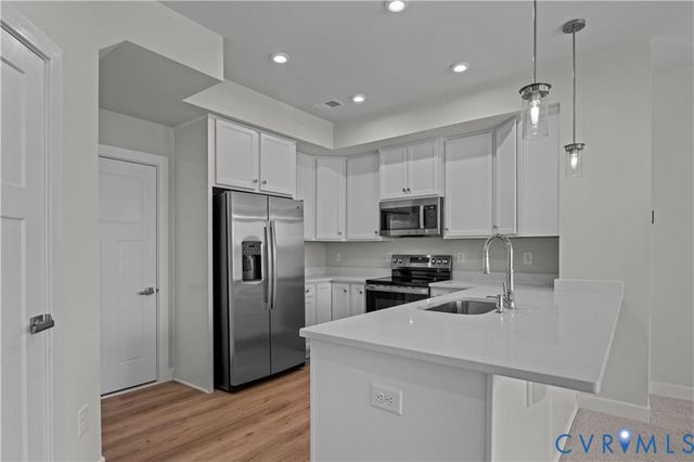 2830 Calgary Ln, Chester, VA 23836