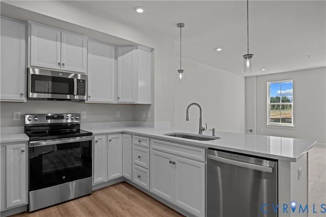 2830 Calgary Ln, Chester, VA 23836