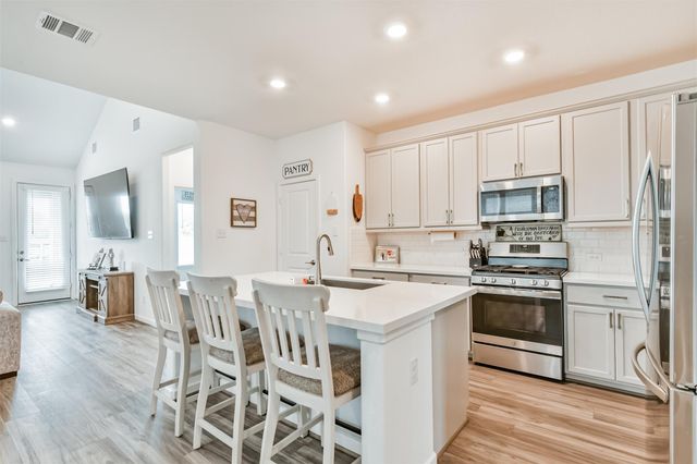 2396 Bishop Lagoon Way, La Porte, TX 77571