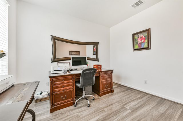 2396 Bishop Lagoon Way, La Porte, TX 77571