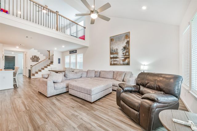2396 Bishop Lagoon Way, La Porte, TX 77571
