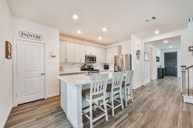 2396 Bishop Lagoon Way, La Porte, TX 77571