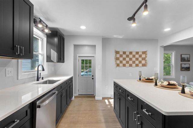 2680 NICOLET DRIVE, Green Bay, WI 54311
