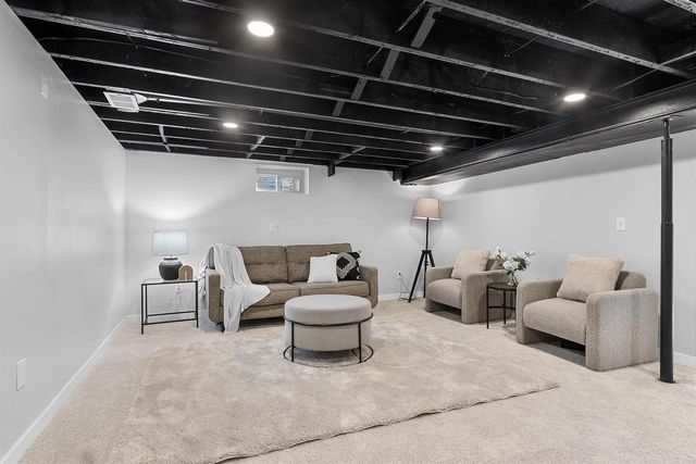 2680 NICOLET DRIVE, Green Bay, WI 54311