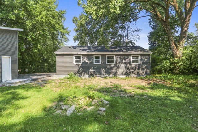 2680 NICOLET DRIVE, Green Bay, WI 54311