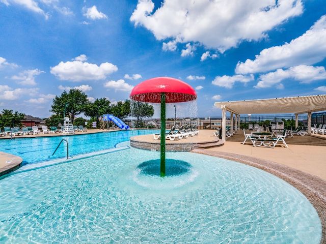725 Royal Minister Boulevard, Lewisville, TX 75056