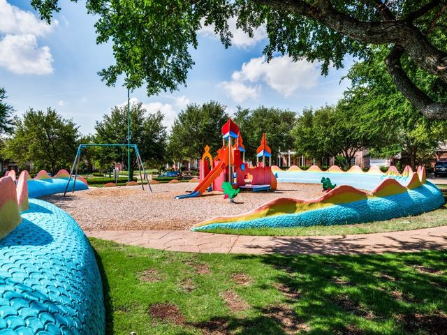 725 Royal Minister Boulevard, Lewisville, TX 75056