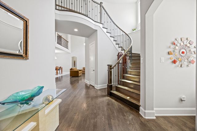 725 Royal Minister Boulevard, Lewisville, TX 75056