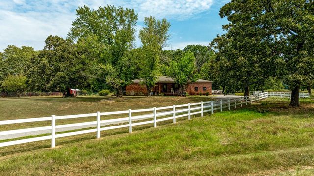 24100 S 550 Road, Afton, OK 74331
