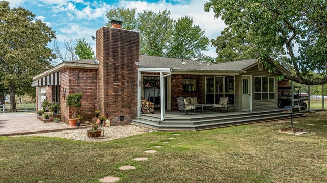 24100 S 550 Road, Afton, OK 74331