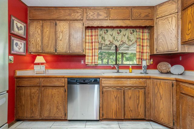 24100 S 550 Road, Afton, OK 74331