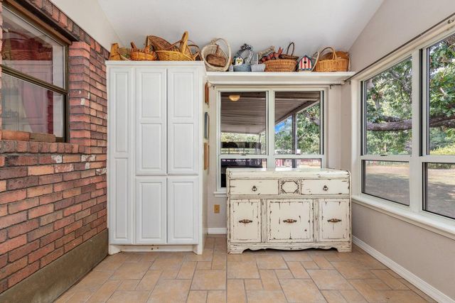 24100 S 550 Road, Afton, OK 74331