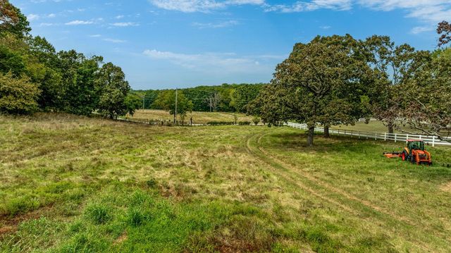 24100 S 550 Road, Afton, OK 74331