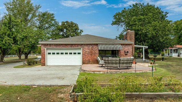 24100 S 550 Road, Afton, OK 74331