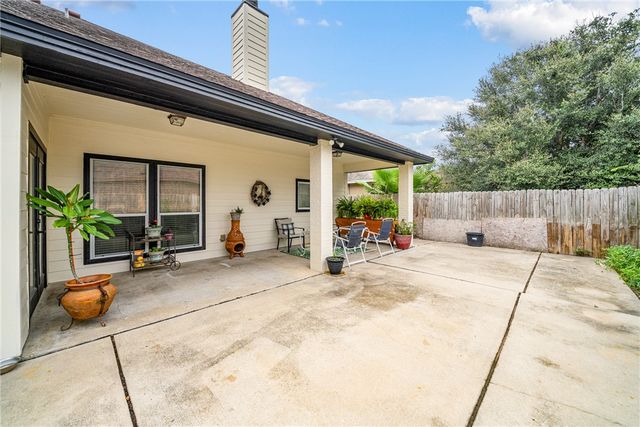 6033 Timbergate Dr, Corpus Christi, TX 78414