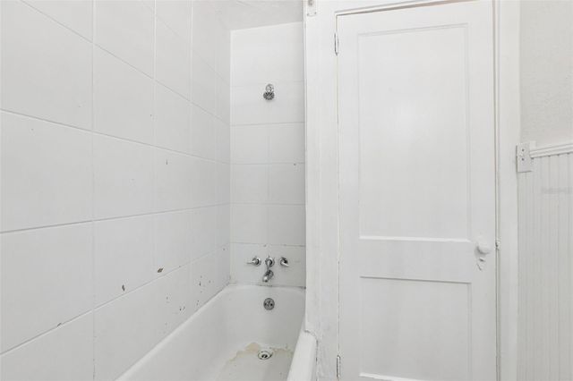 305 28TH STREET S, St Petersburg, FL 33712