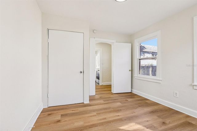 305 28TH STREET S, St Petersburg, FL 33712