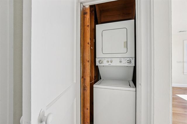 305 28TH STREET S, St Petersburg, FL 33712