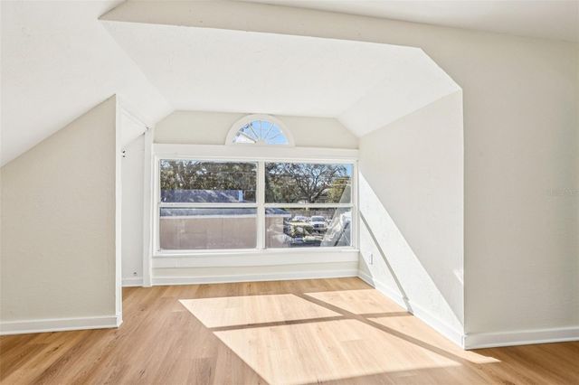 305 28TH STREET S, St Petersburg, FL 33712