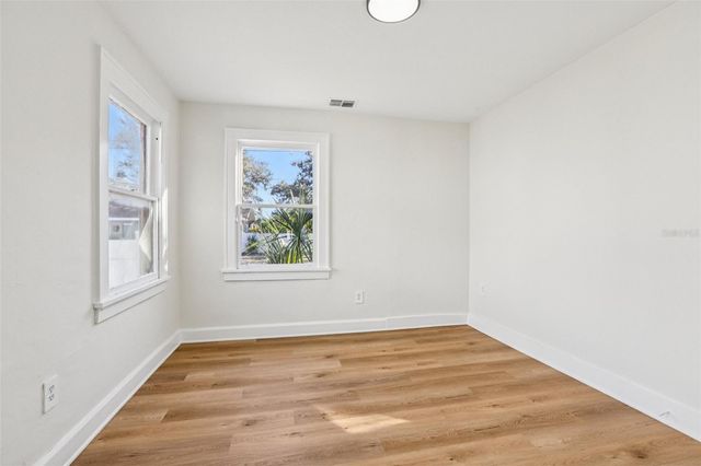 305 28TH STREET S, St Petersburg, FL 33712