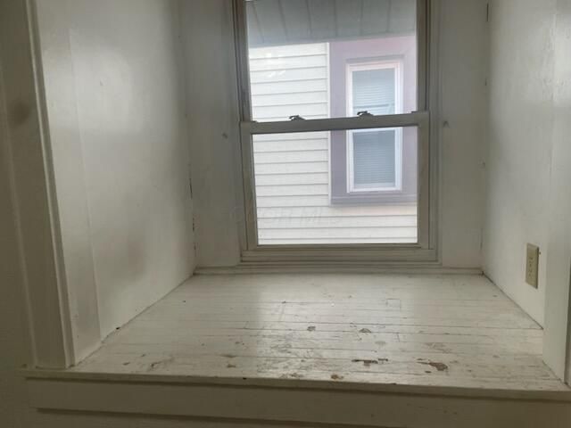 1046 Bellows Avenue, Columbus, OH 43223