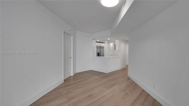 555 NE 34th St 907, Miami, FL 33137
