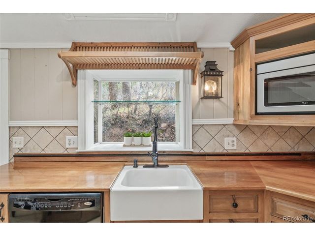 6455 Spruce Ave, Green Mountain Falls, CO 80819