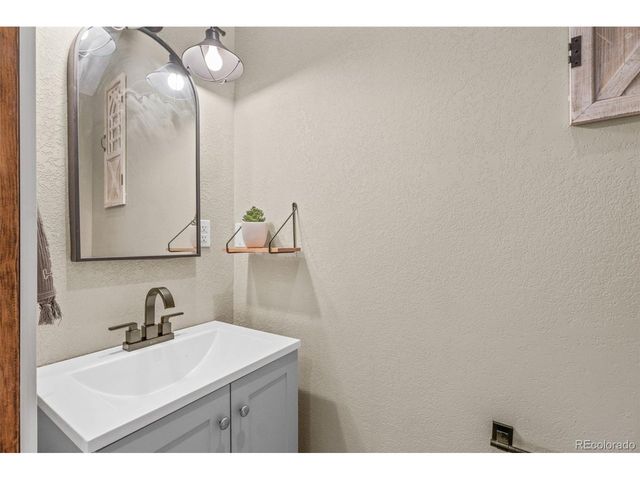 6455 Spruce Ave, Green Mountain Falls, CO 80819