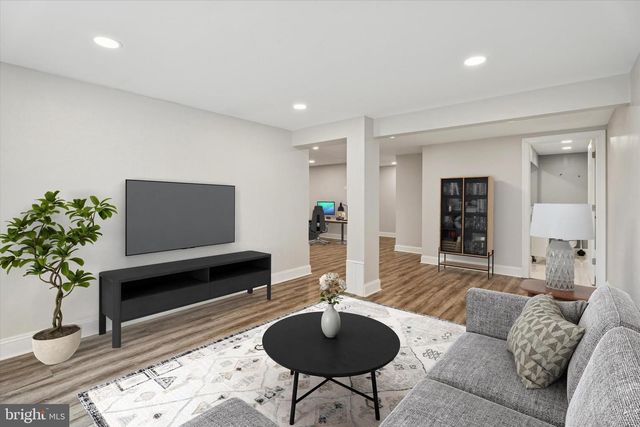 3404 HONEY RUN RD, Ambler, PA 19002