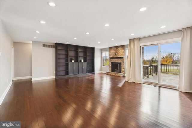 3404 HONEY RUN RD, Ambler, PA 19002