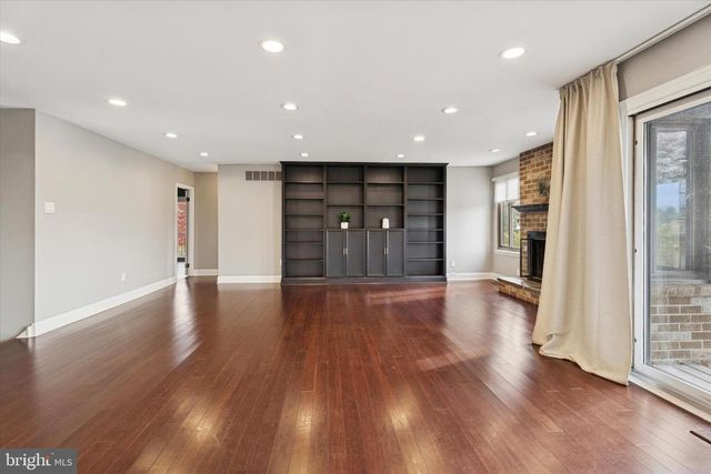 3404 HONEY RUN RD, Ambler, PA 19002