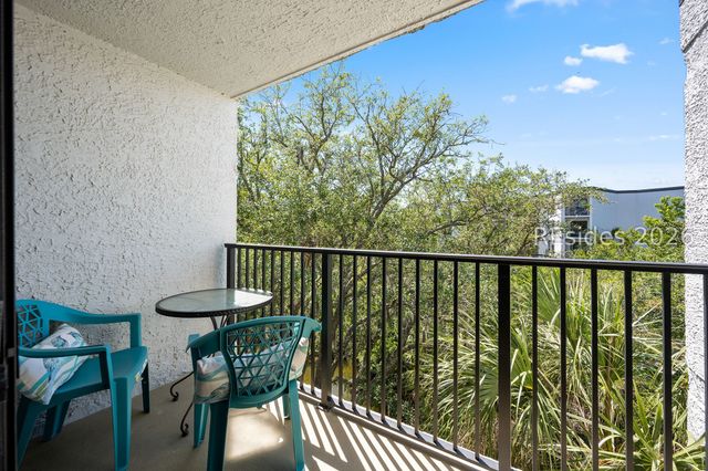 34 S Forest Beach Dr Apt B14, Hilton Head Island, SC 29928