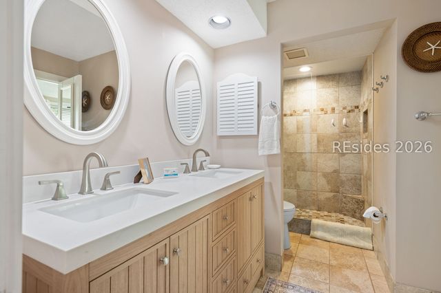 34 S Forest Beach Dr Apt B14, Hilton Head Island, SC 29928