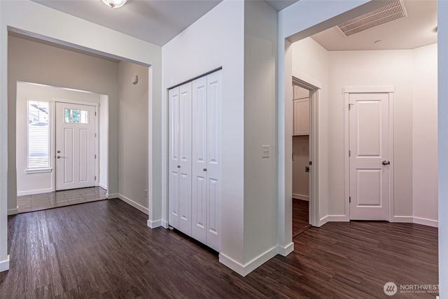 1707 Cyrene Drive NW, Olympia, WA 98502