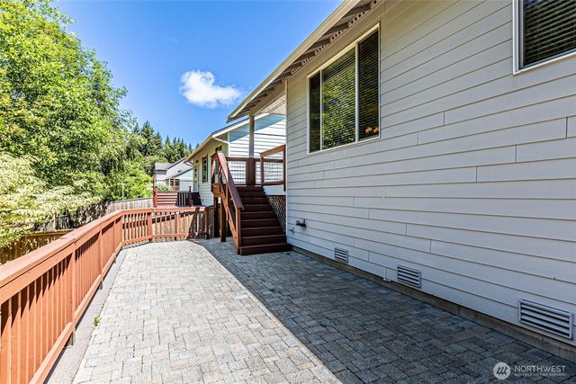 1707 Cyrene Drive NW, Olympia, WA 98502