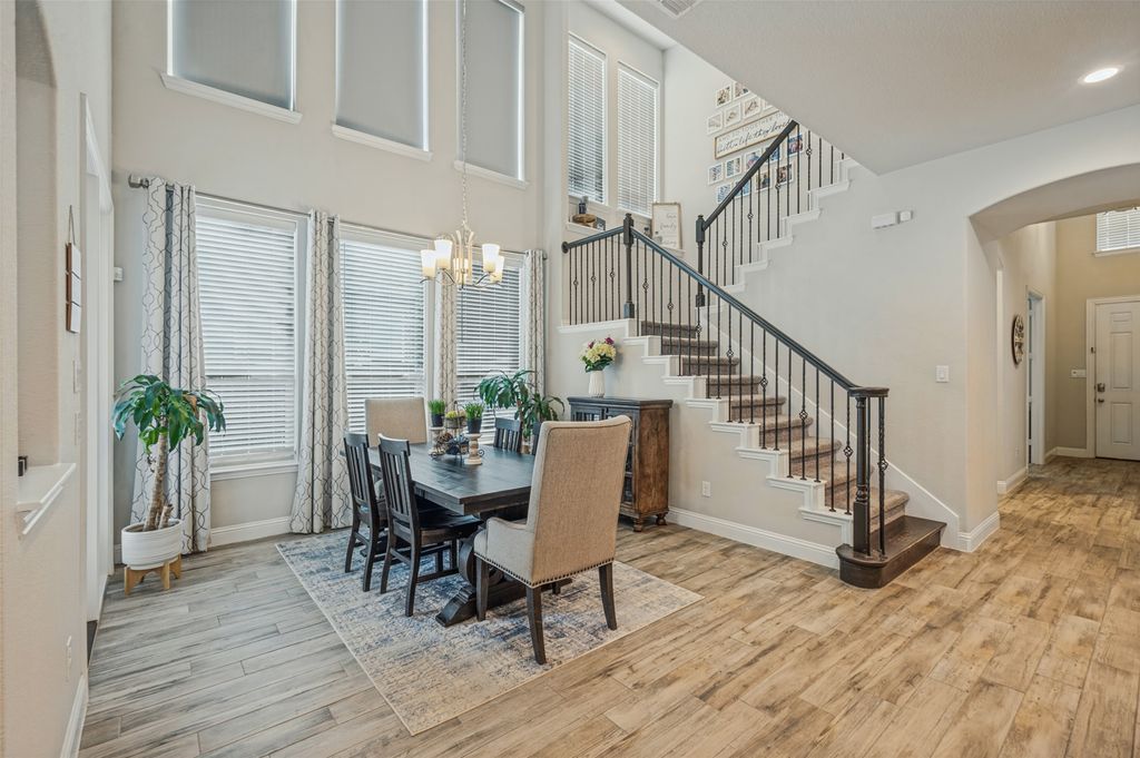 1807 Mabry Court, Mansfield, TX 76063 — photo 5