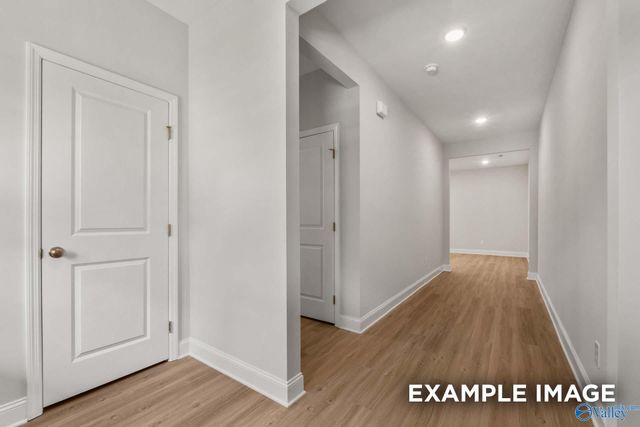 402 Clyde Lane, Hartselle, AL 35640