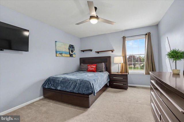 144 FOX RUN DR, Collegeville, PA 19426