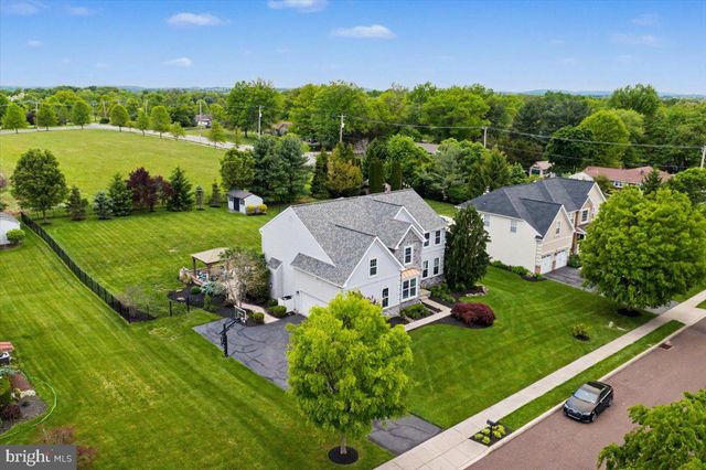 144 FOX RUN DR, Collegeville, PA 19426