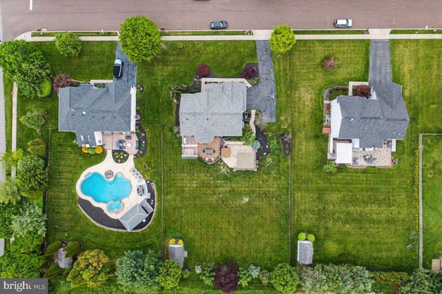144 FOX RUN DR, Collegeville, PA 19426