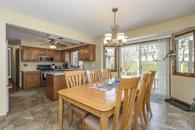 68 E Prospect STREET, Hartford, WI 53027