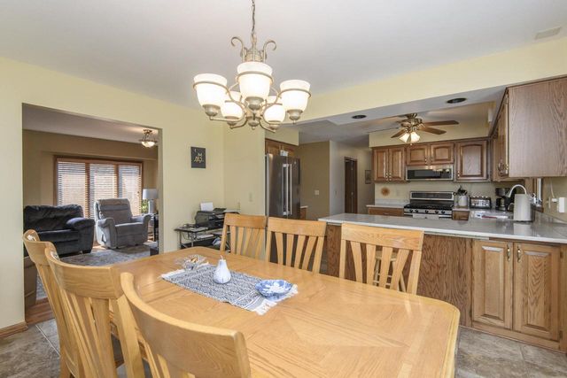 68 E Prospect STREET, Hartford, WI 53027