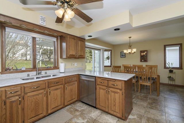 68 E Prospect STREET, Hartford, WI 53027