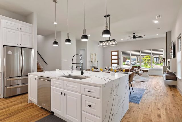 5942 Prospect Avenue, Dallas, TX 75206