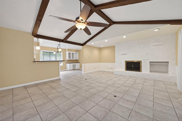 1701 Mistletoe Lane, Houston, TX 77339