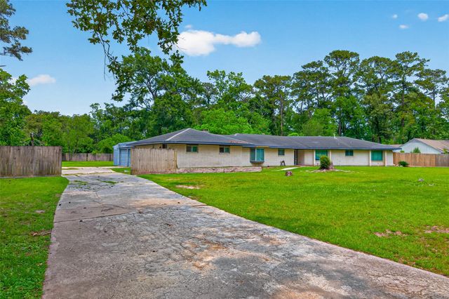 1701 Mistletoe Lane, Houston, TX 77339