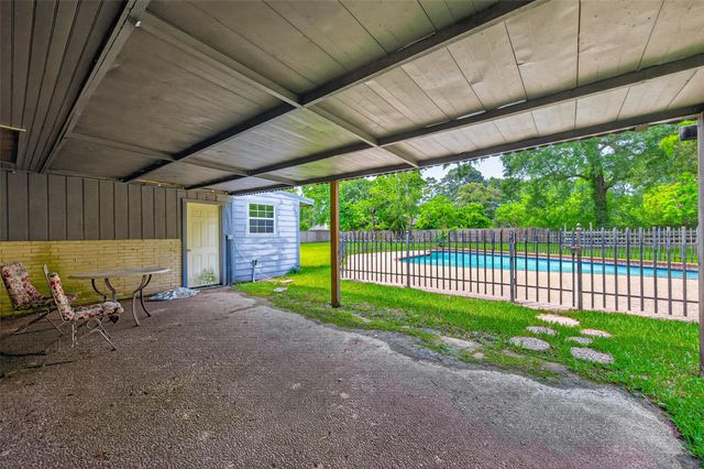 1701 Mistletoe Lane, Houston, TX 77339