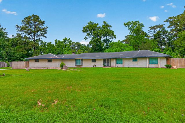 1701 Mistletoe Lane, Houston, TX 77339